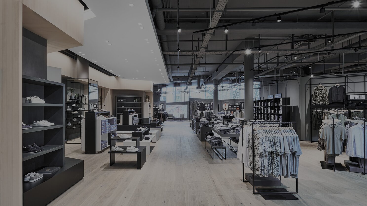 The right store lighting to create an inviting shopping atmosphere | XAL